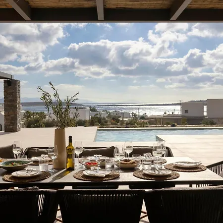 Vila Celestial Santa Maria (Paros)