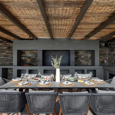 Vila Celestial Santa Maria (Paros)